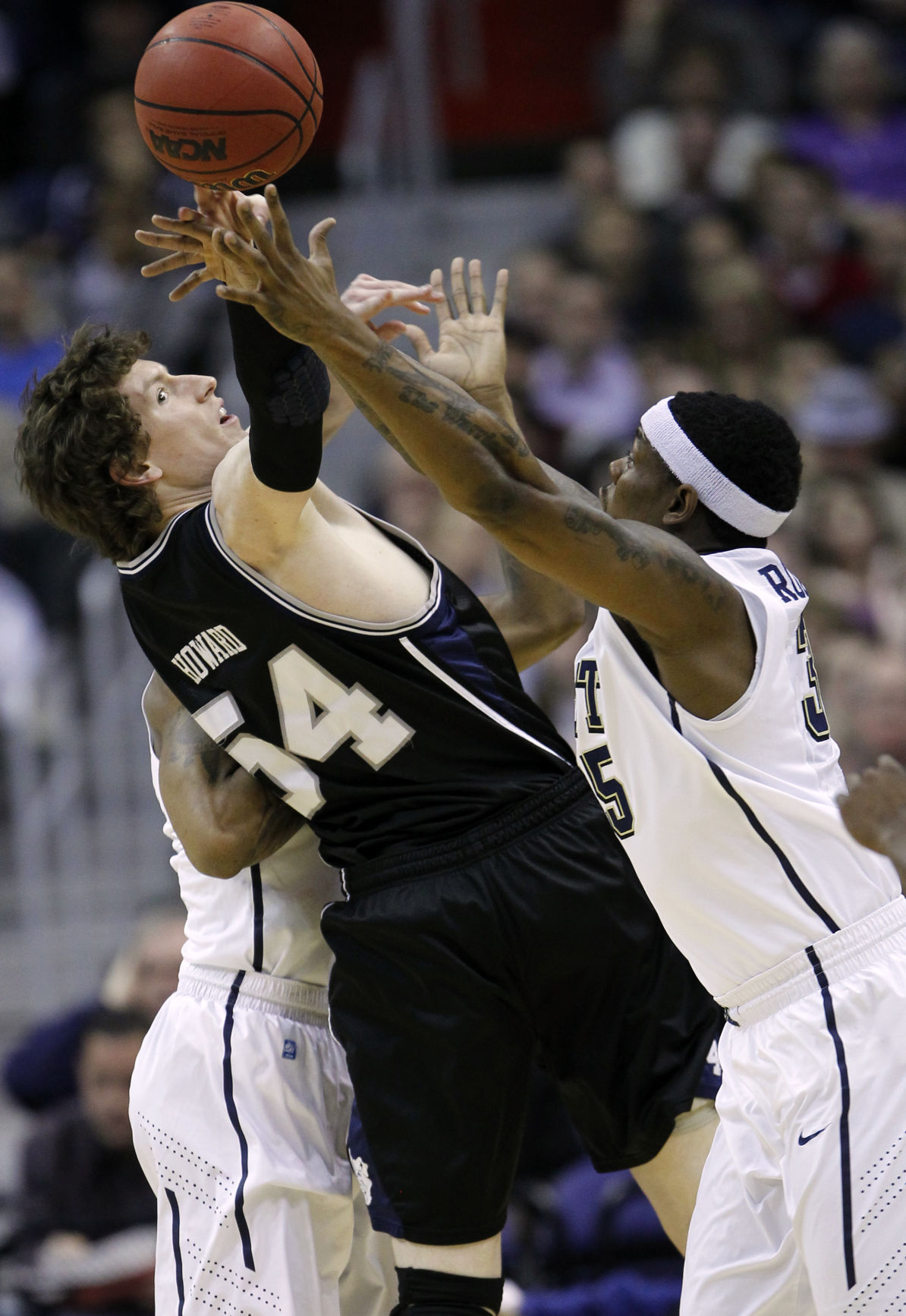 3. Senseless fouls shakes No. 1 seed